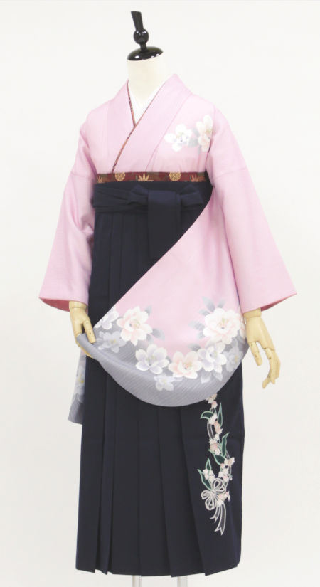 卒業袴 特別販売 ピンク洋花の小振袖 紺スズラン刺しゅうの袴 9774 晴れ着の丸昌